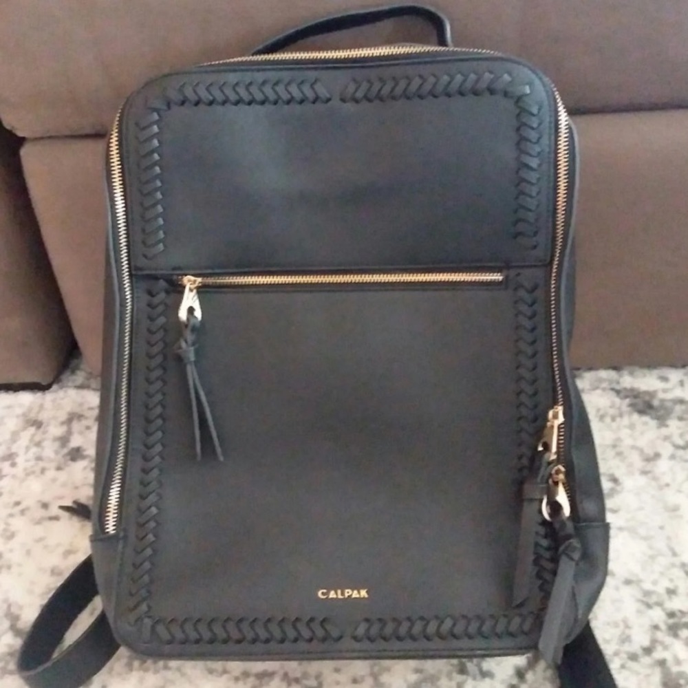 CALPAK BLACK KAYA